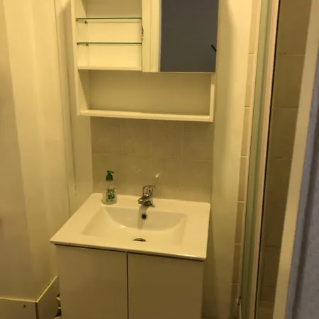 Appartement Cosy Au Pied Du Metro *